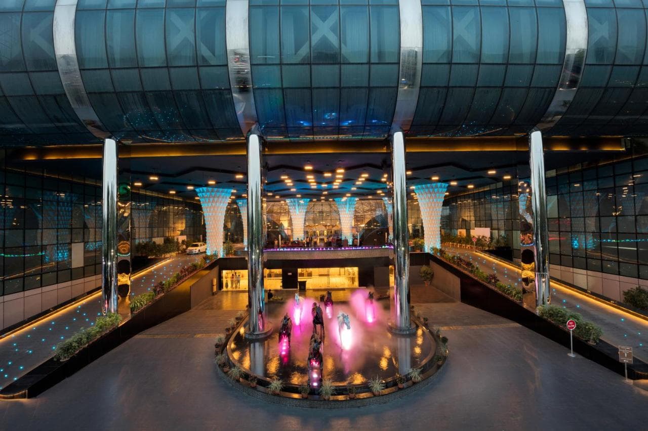 Hotel Sahara Star Mumbai property view 1